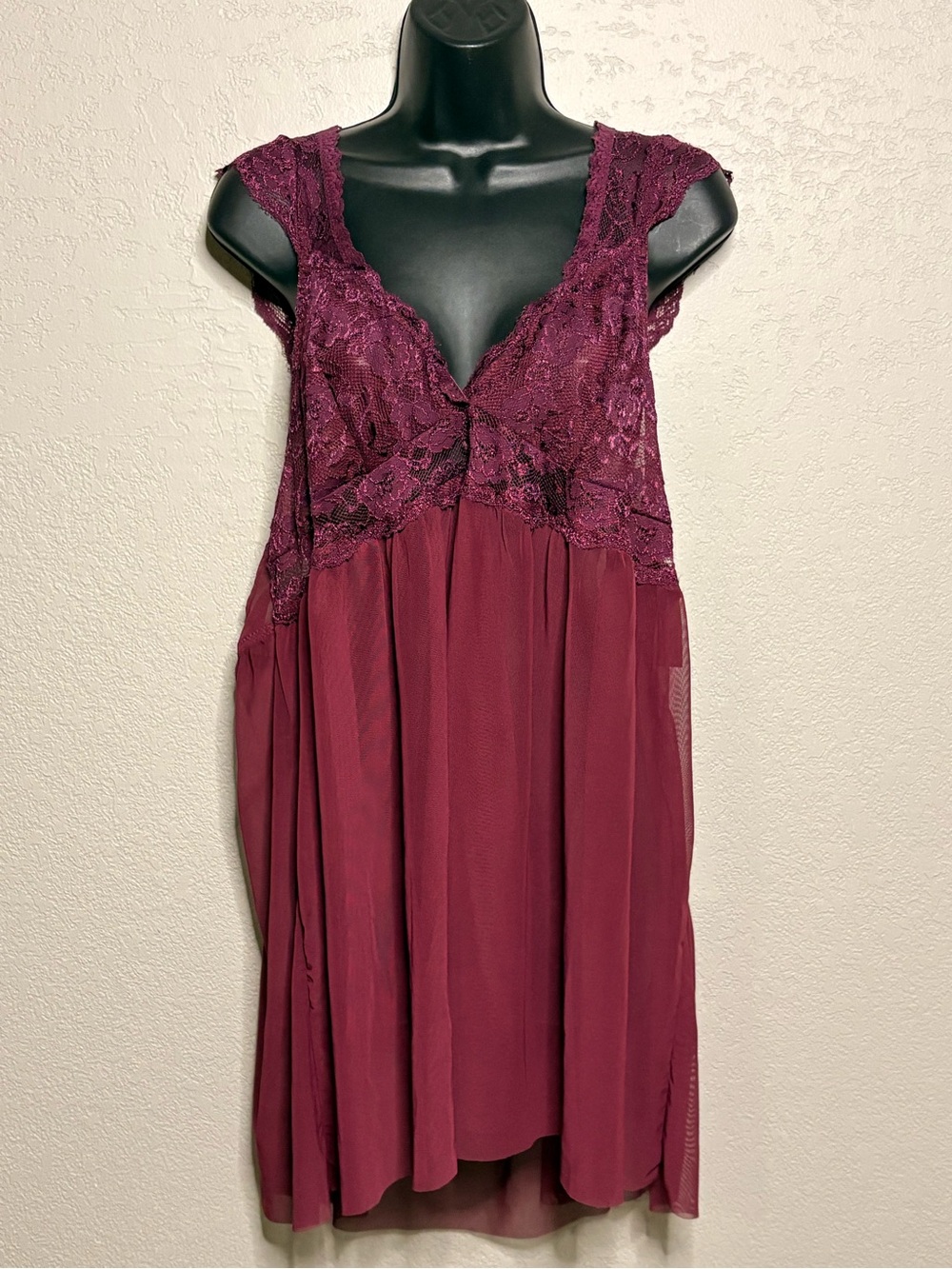 Lace Accent Burgundy Babydoll Dress